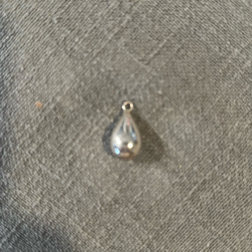 Silpada Sterling Silver Teardrop Pendant